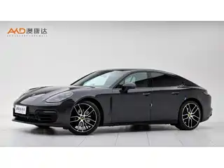 Porsche Panamera 2024