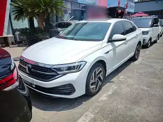 Volkswagen Sagitar 2022
