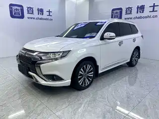 Mitsubishi Outlander 2022