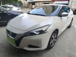 Nissan Bluebird 2015