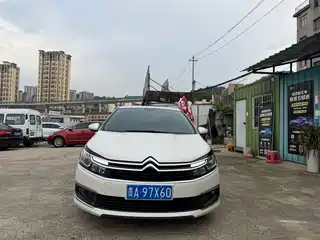 Citroën C4L 2016