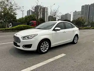 Ford Escort 2014