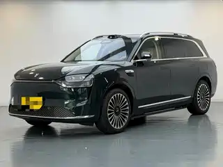 AITO Wenjie M9 2025