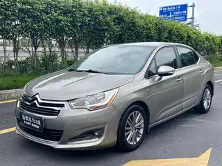 Citroën C4L 2013
