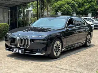 BMW BMW i7 2023