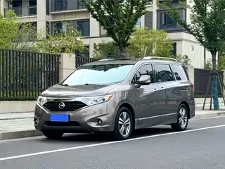 Nissan Quest 2015