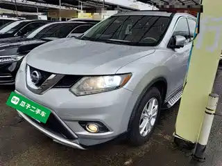 Nissan X-Trail 2015