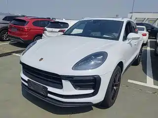 Porsche Macan 2022