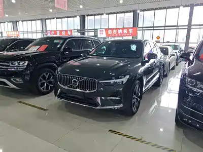 Volvo XC60 2021