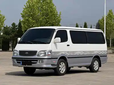 Golden Dragon Hiace 2013