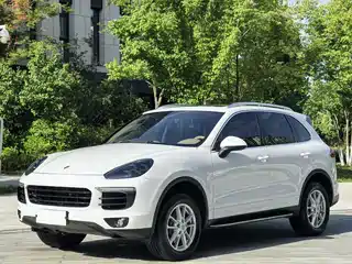 Porsche Cayenne 2014