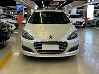 Peugeot 308 2015