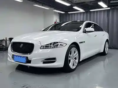 Jaguar XJ 2012