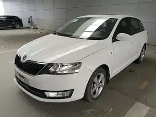 Škoda Rapid Spaceback 2014