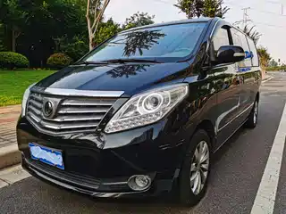 Dongfeng Fengxing Fengxing CM7 2015