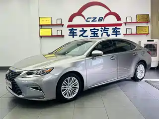 Lexus ES 2017
