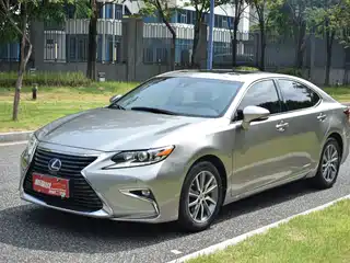 Lexus ES 2017