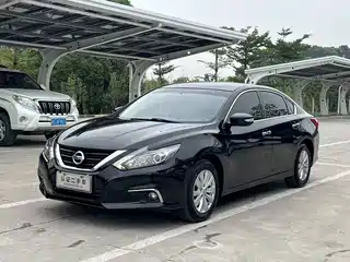 Nissan Teana 2018