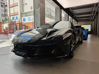 Lotus Cars EMIRA 2021