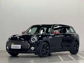 MINI CLUBMAN 2020