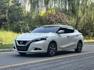 Nissan Bluebird 2018