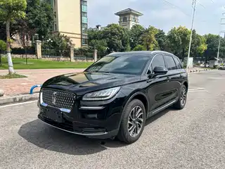 Lincoln Adventurer 2020