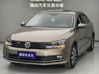Volkswagen Sagitar 2017