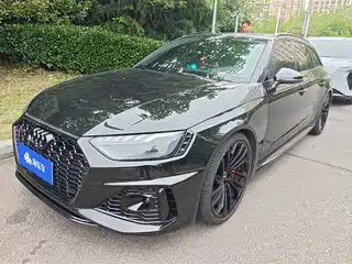 Audi Audi RS 4 2021
