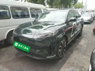 Dongfeng Yipai eπ008 2025