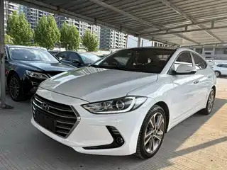 Hyundai Elantra 2018