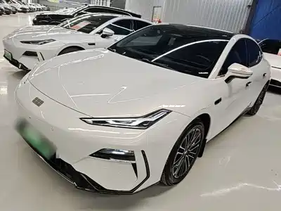 Geely Galaxy E8 2025