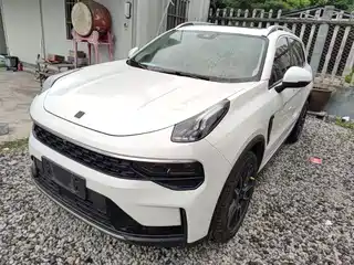 Lynk & Co 01 2021