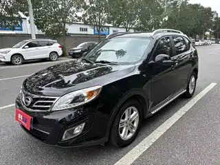 GAC Trumpchi GS5 2014