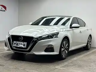 Nissan Teana 2023