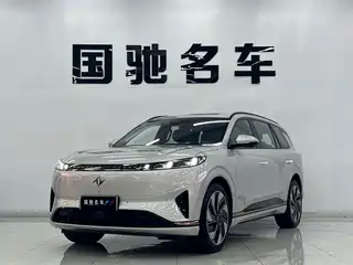 Dongfeng Yipai eπ008 2024