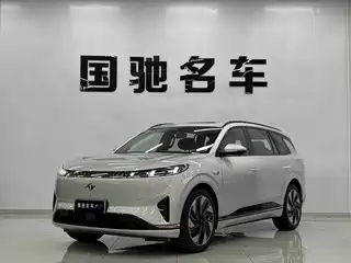 Dongfeng Yipai eπ008 2024