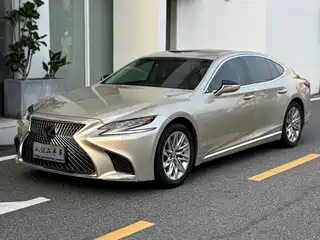 Lexus LS 2019