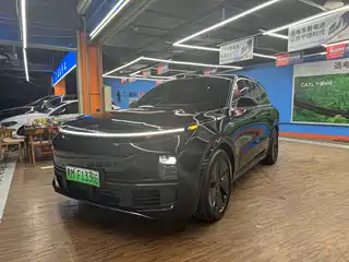 Li Auto L8 2024
