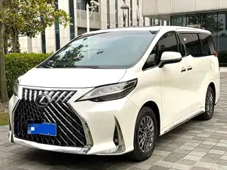 Lexus LM 2020