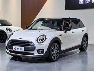 MINI CLUBMAN 2024