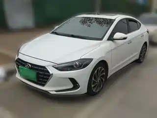 Hyundai Elantra 2019