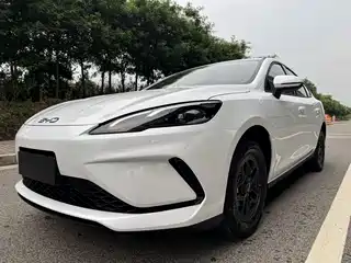 BYD Hai Bao 05 DM-i 2025