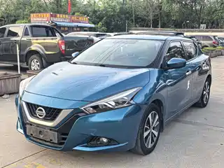 Nissan Bluebird 2015