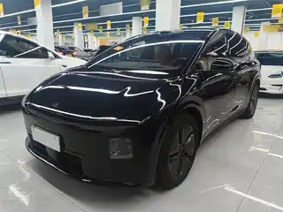 Li Auto Li i8 2025