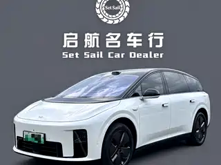 Li Auto Li i8 2025