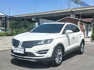 Lincoln MKC 2017