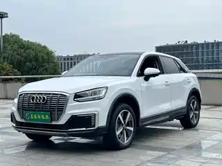 Audi Audi Q2L e-tron 2019