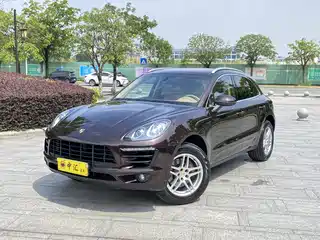 Porsche Macan 2014