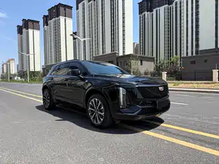Cadillac XT5 2025
