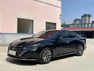 Nissan Teana 2023